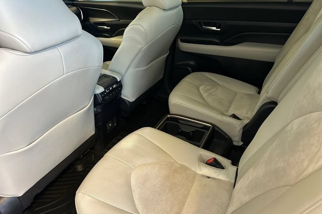 Certified 2026 Toyota Grand Highlander AWD Hybrid image 16