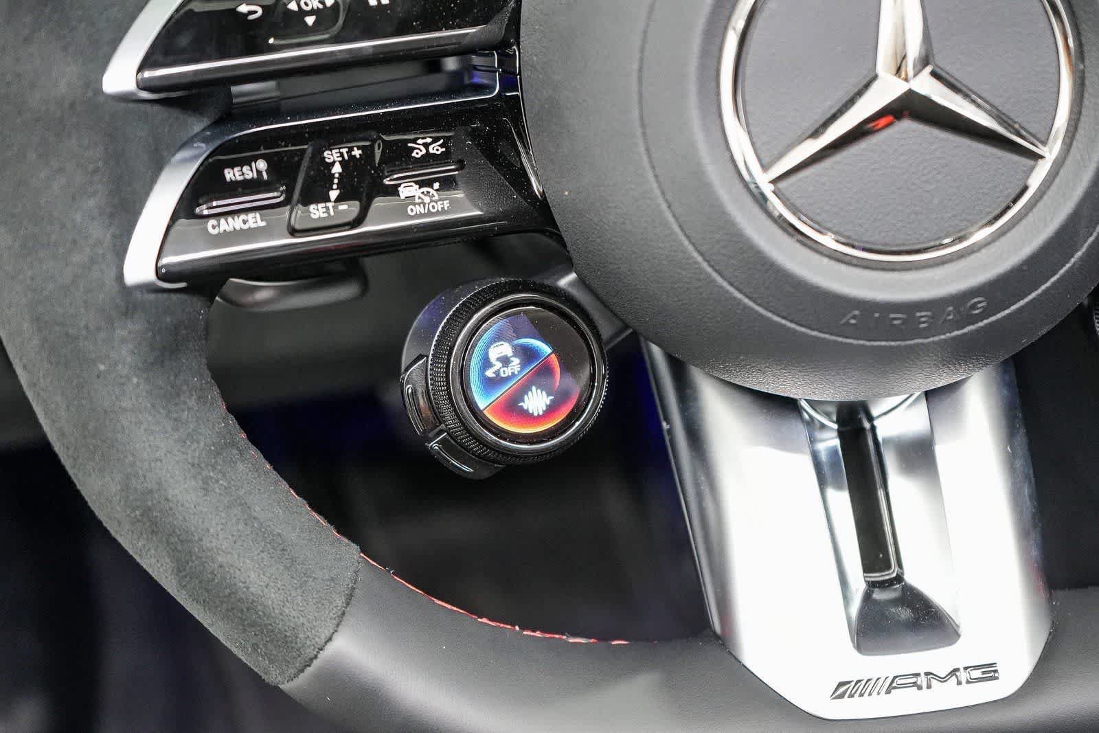 New 2025 Mercedes-Benz SL 63 AMG S e Performance 4MATIC image 37