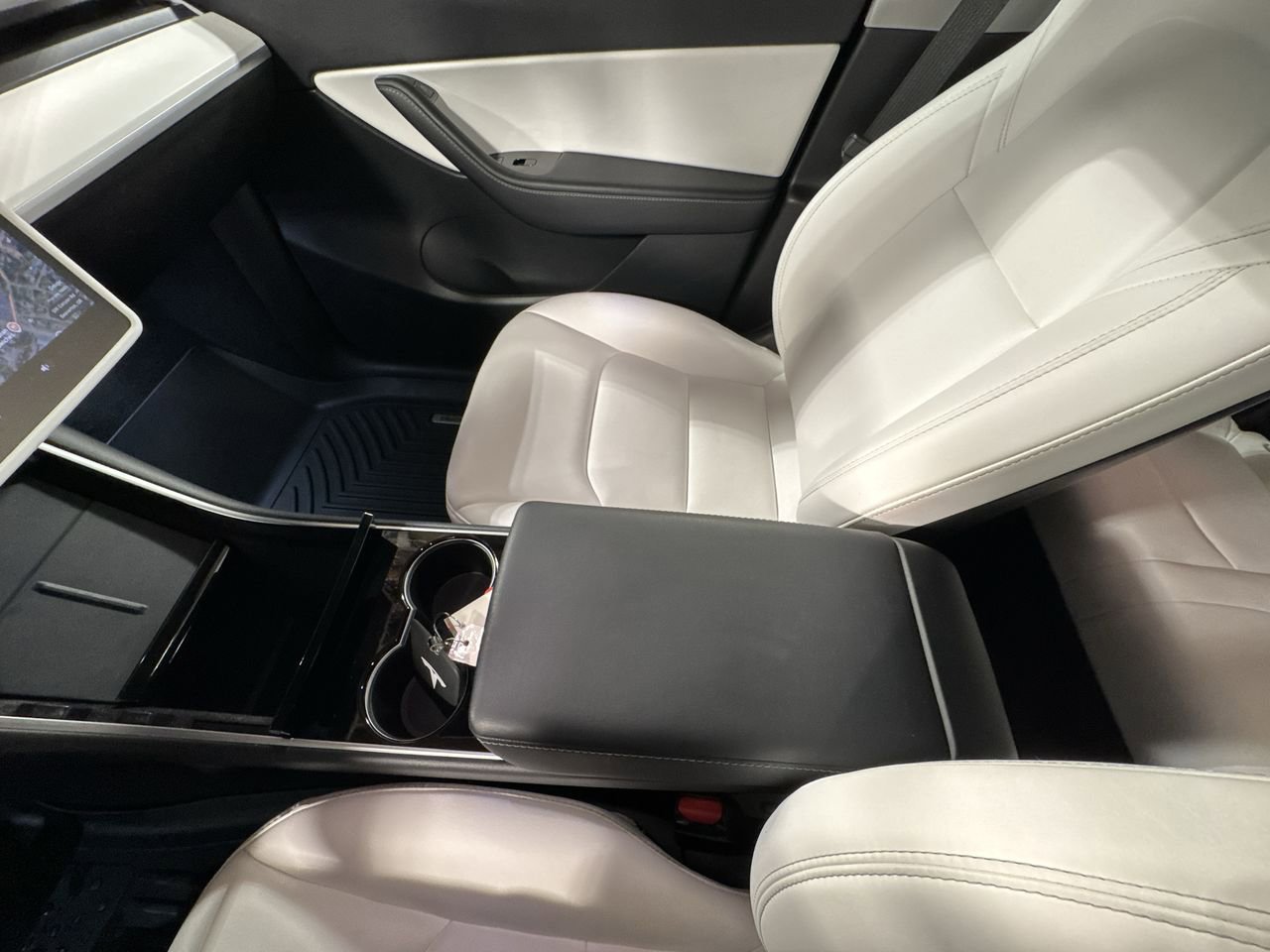 Used 2021 Tesla Model Y Long Range image 21