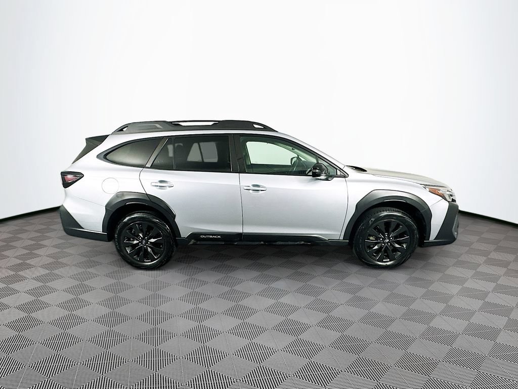 Used 2023 Subaru Outback Onyx Edition AWD/4WD image 11