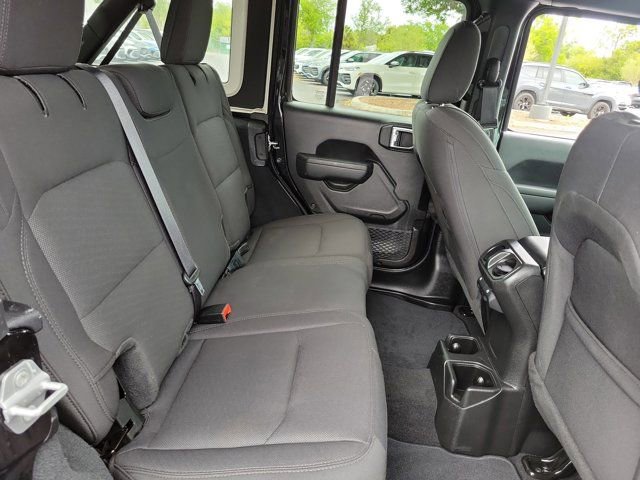 Used 2022 Jeep Wrangler Unlimited Sport image 10