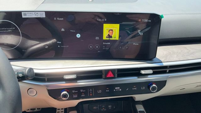New 2025 Kia Sorento SX AWD/4WD image 27