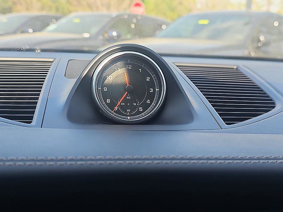 Used 2018 Porsche Macan image 27