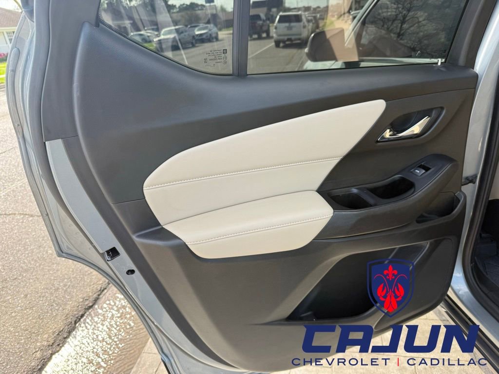 Used 2023 Chevrolet Traverse LT w/ LT Premium Package image 22
