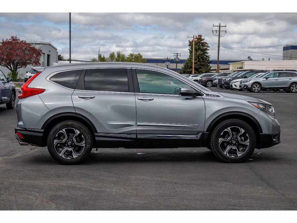 Used 2019 Honda CR-V Touring image 2