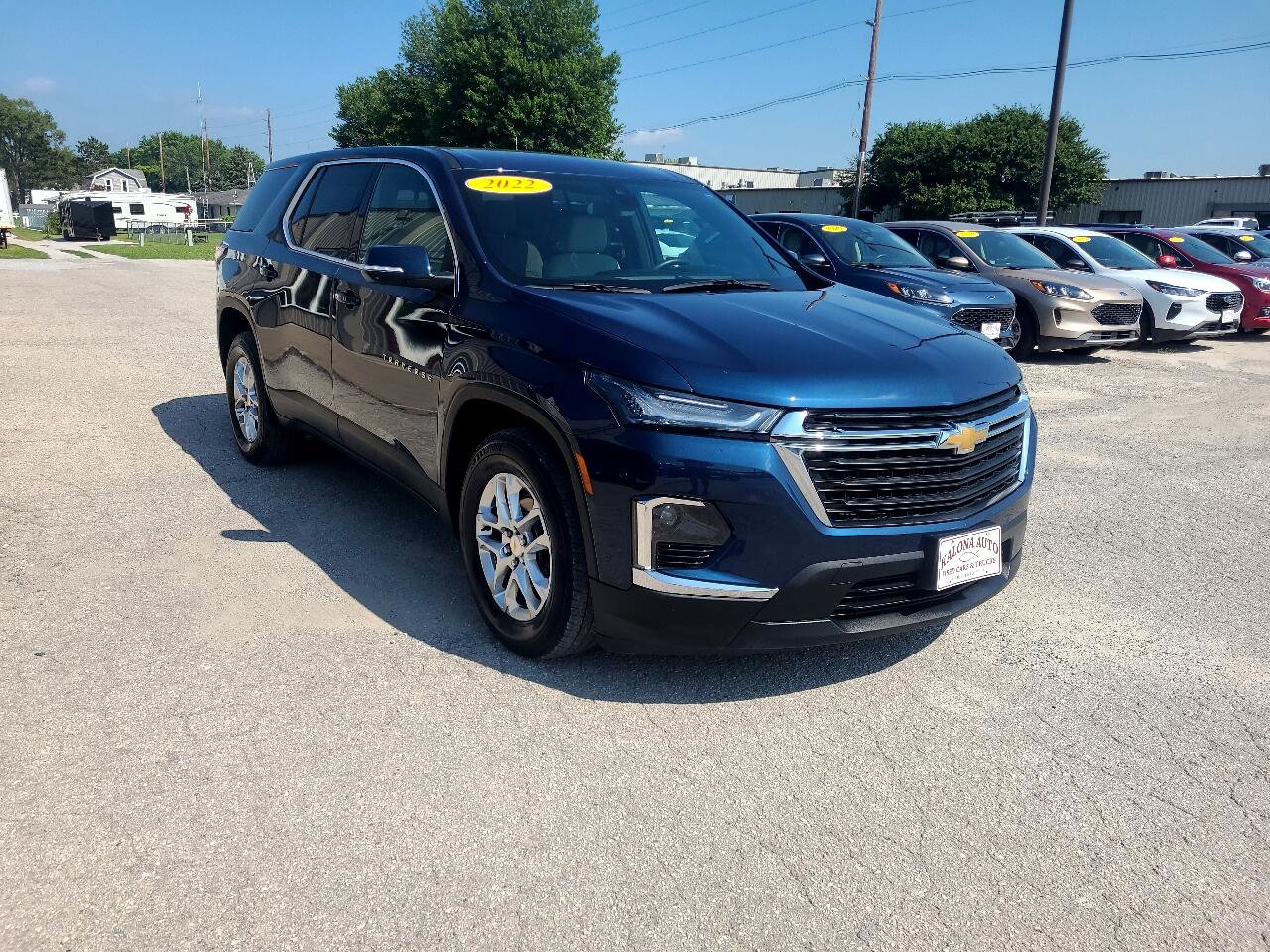Used 2022 Chevrolet Traverse LS image 4