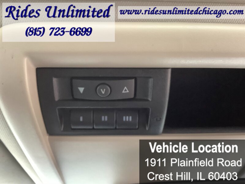 Used 2006 Jeep Commander Limited w/ Trailer Tow Group IV AWD/4WD image 28
