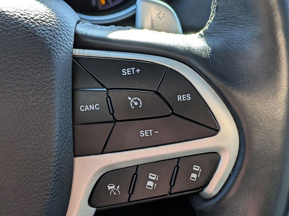 Used 2019 Jeep Grand Cherokee Summit w/ Platinum Series Group image 19