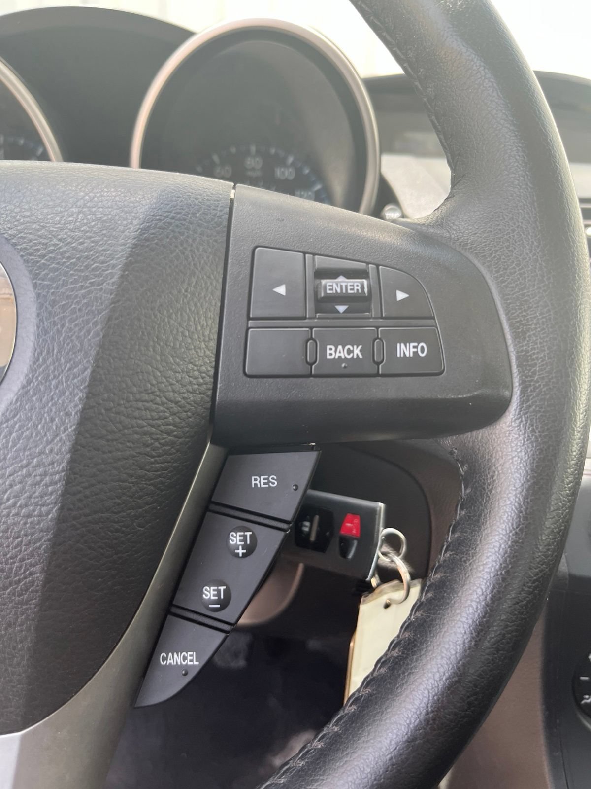 Used 2012 MAZDA MAZDA3 i Touring FWD image 20