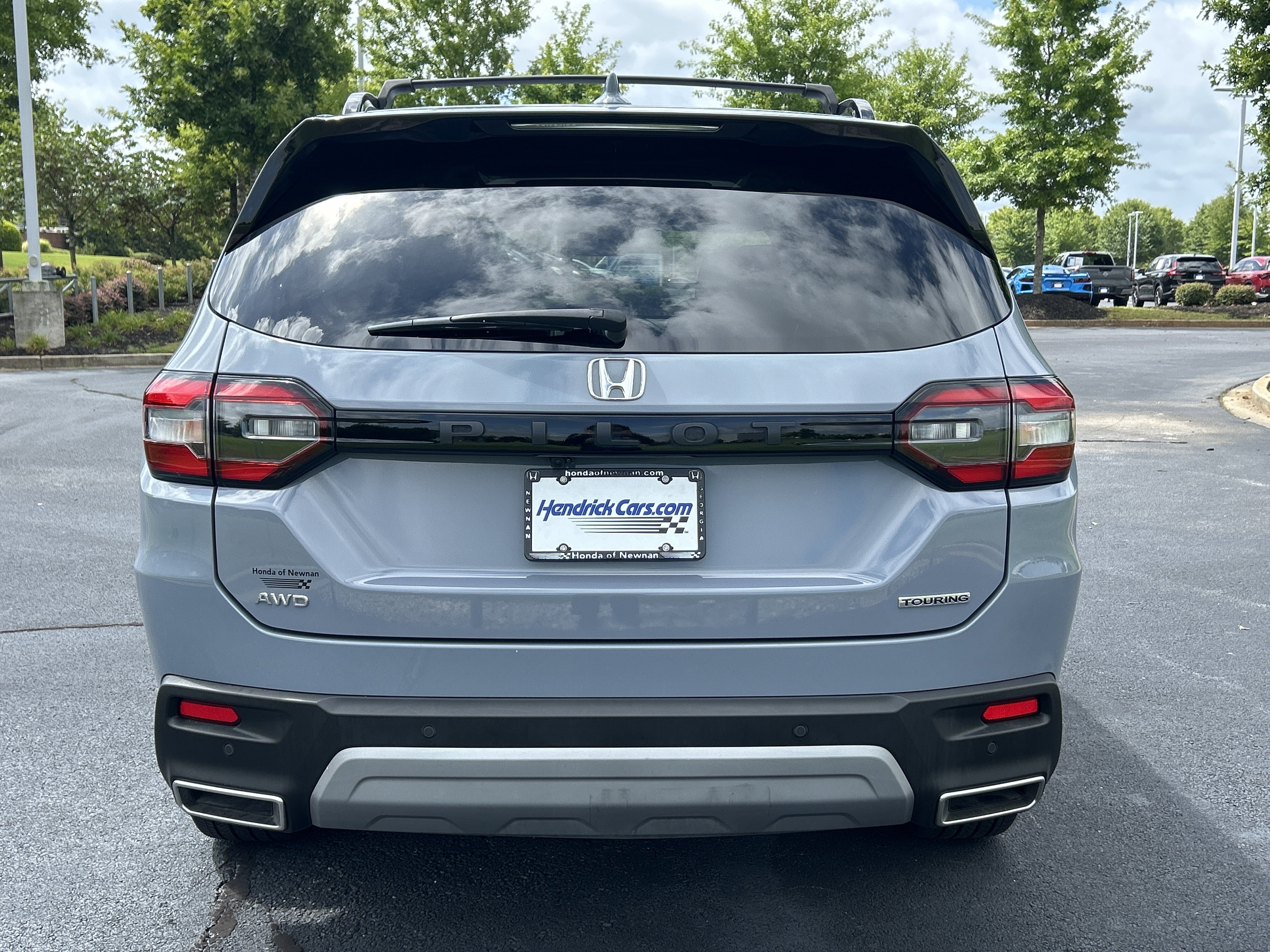 Used 2025 Honda Pilot Touring image 8