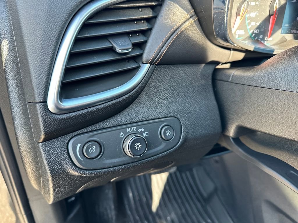 Used 2020 Chevrolet Trax Premier w/ LPO, Cargo Package image 20