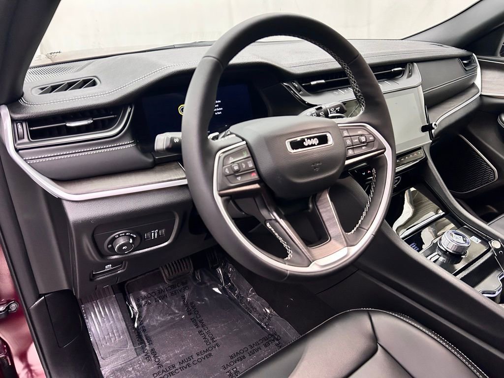 New 2026 Jeep Grand Cherokee Limited image 11