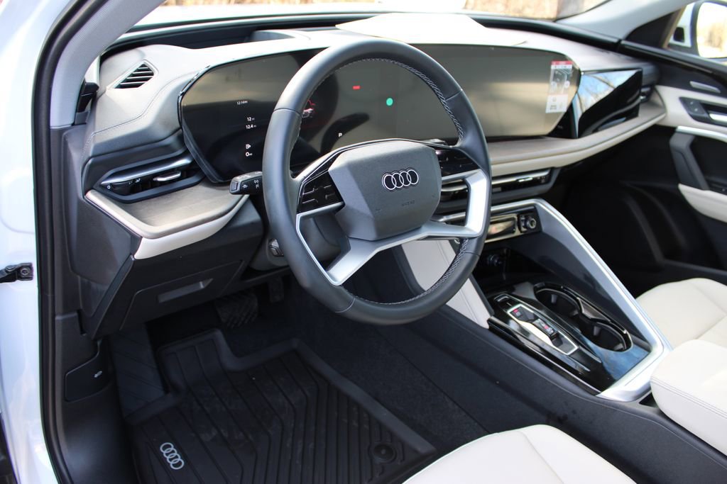 New 2025 Audi Q5 2.0T Premium Plus image 44
