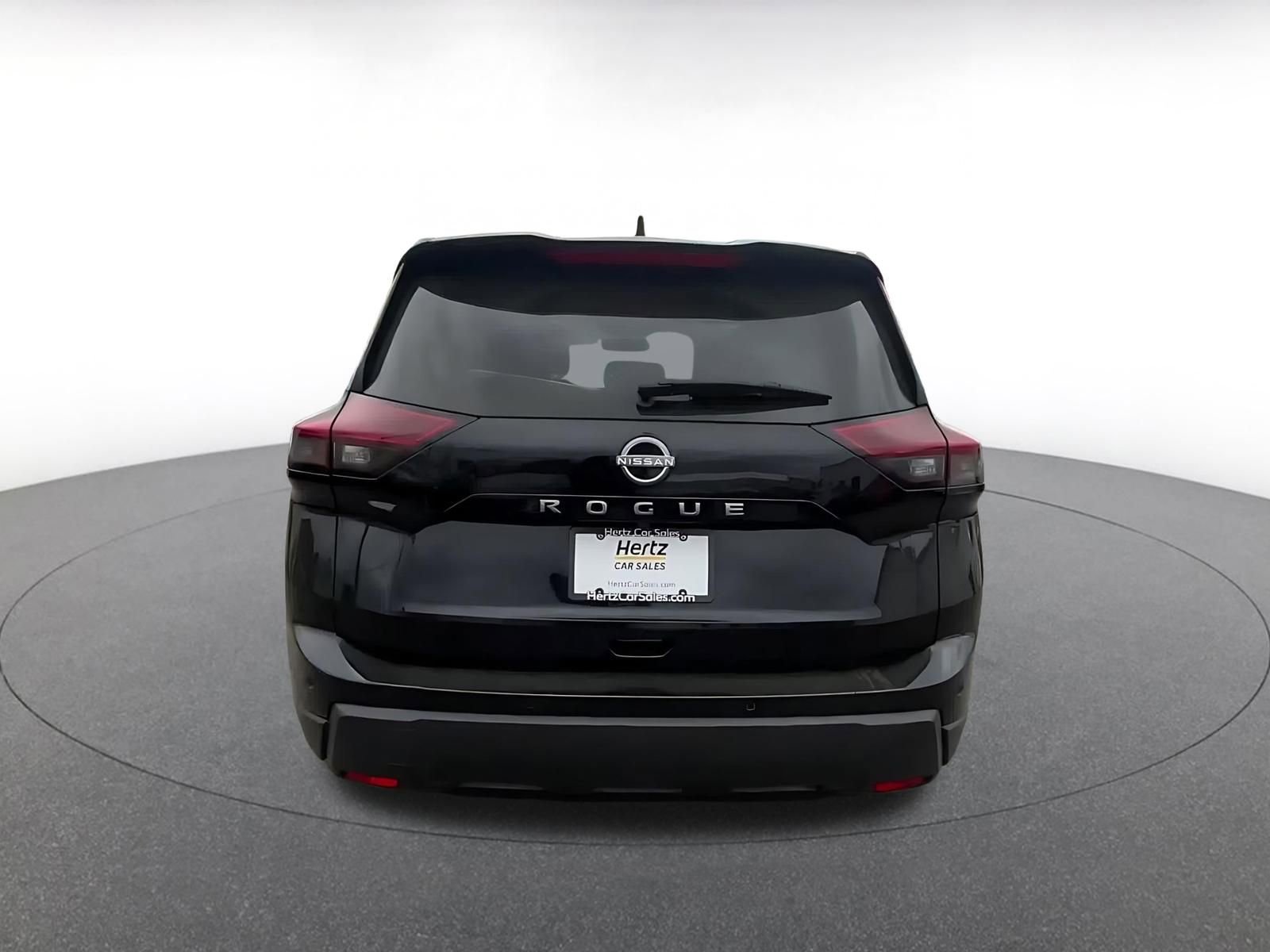 Used 2025 Nissan Rogue SV FWD image 12