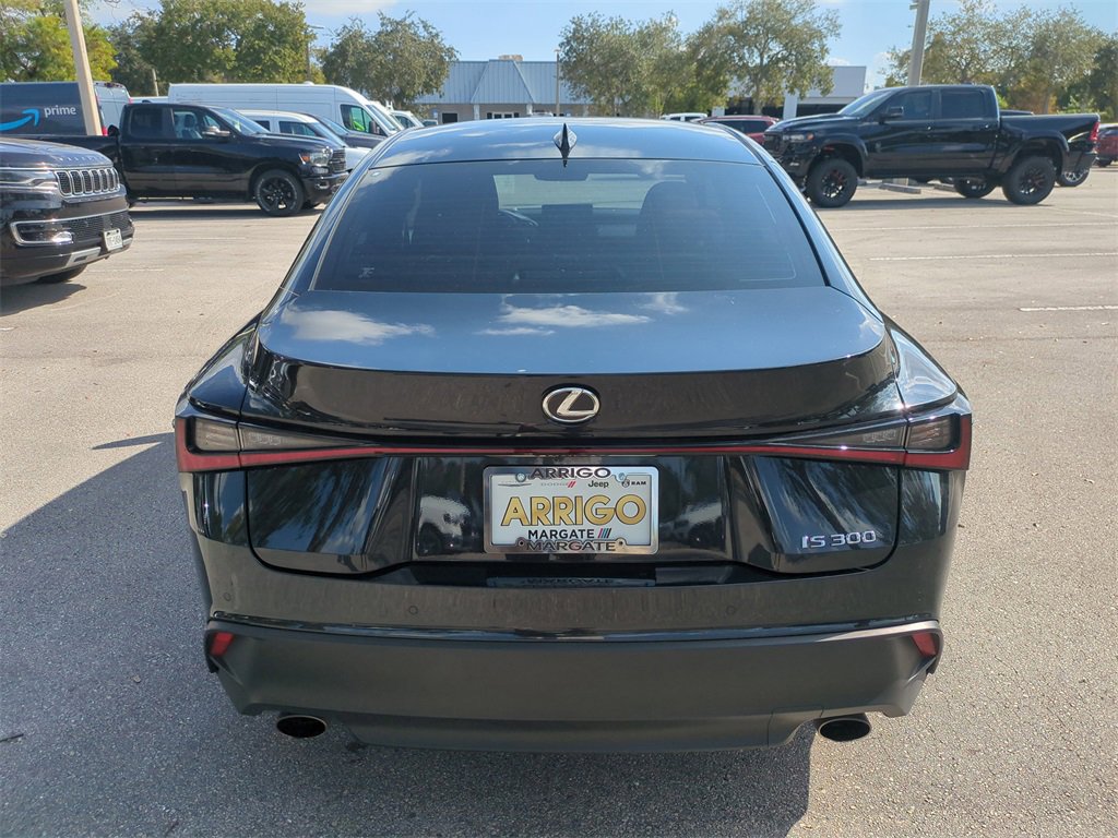 Used 2023 Lexus IS 300 w/ Comfort Package image 7