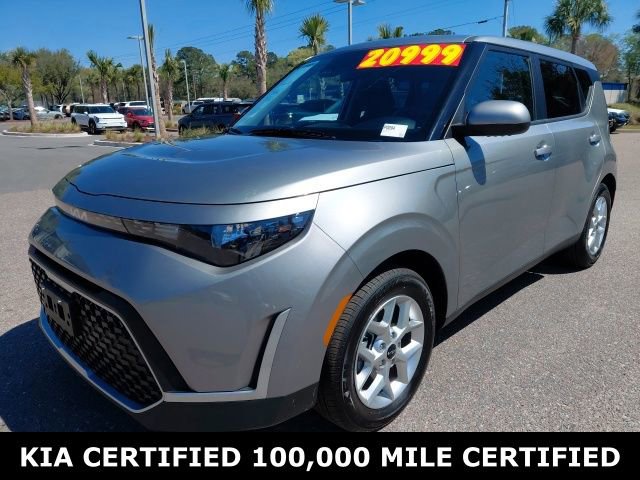 Certified 2025 Kia Soul LX