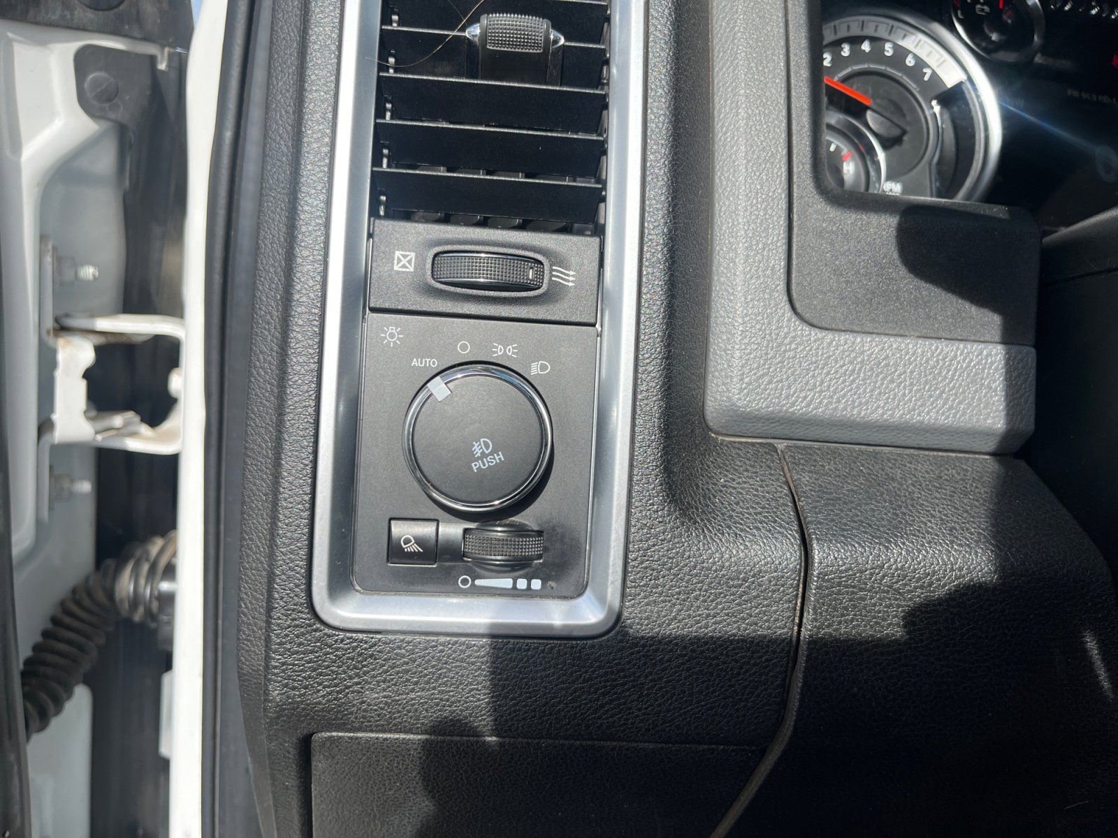 Used 2020 RAM 1500 Classic Warlock w/ Electronics Group image 12