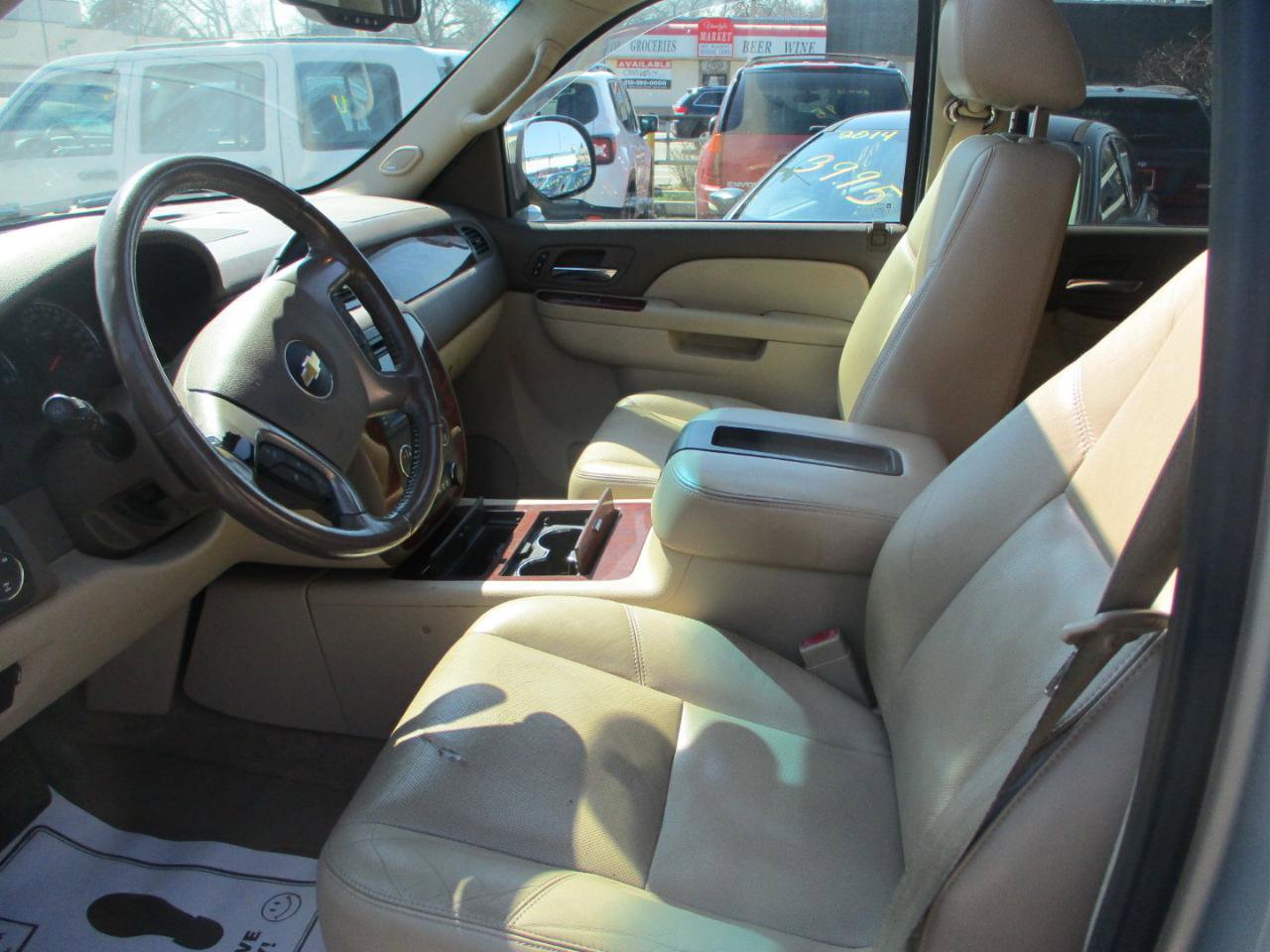 Used 2011 Chevrolet Suburban LTZ AWD/4WD image 13
