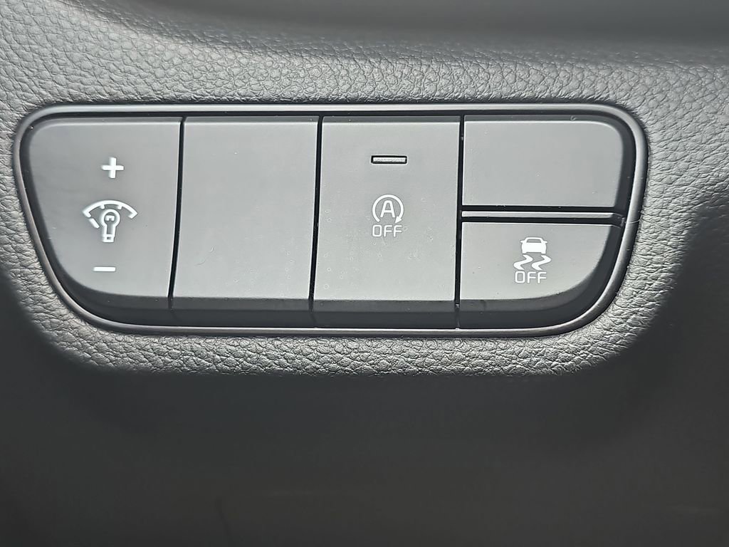 Used 2024 Kia Seltos EX FWD image 31