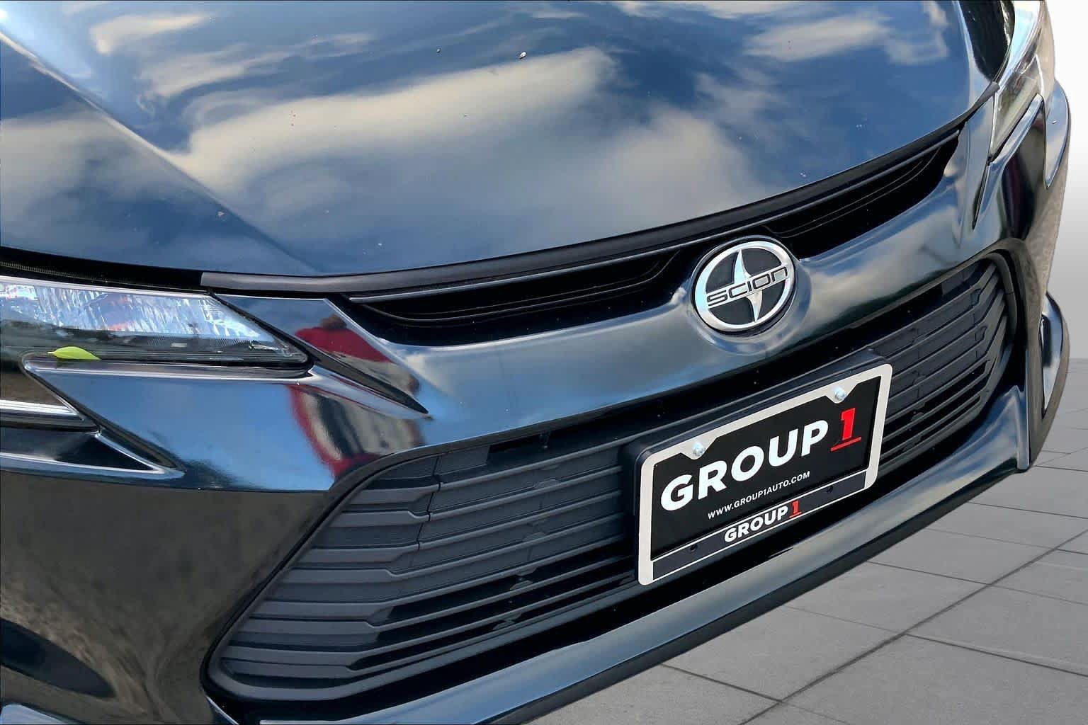 Used 2015 Scion tC FWD image 27