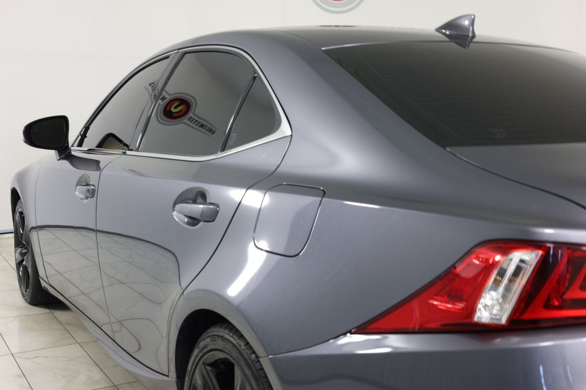 Used 2015 Lexus IS 350 AWD w/ Luxury Package image 46