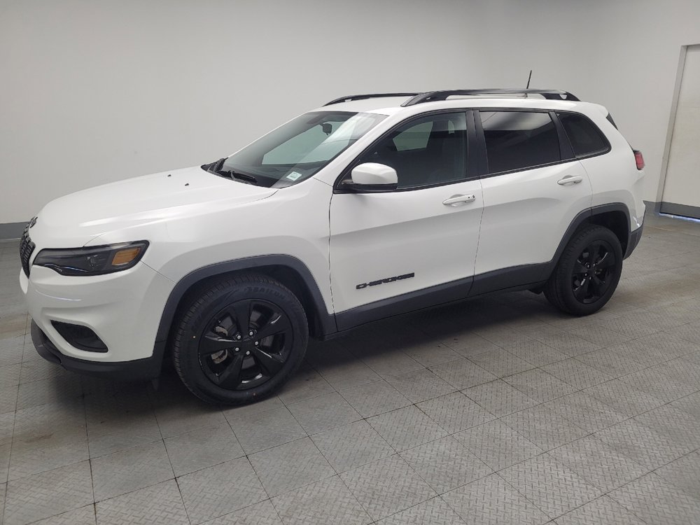 Used 2020 Jeep Cherokee Latitude Plus image 2