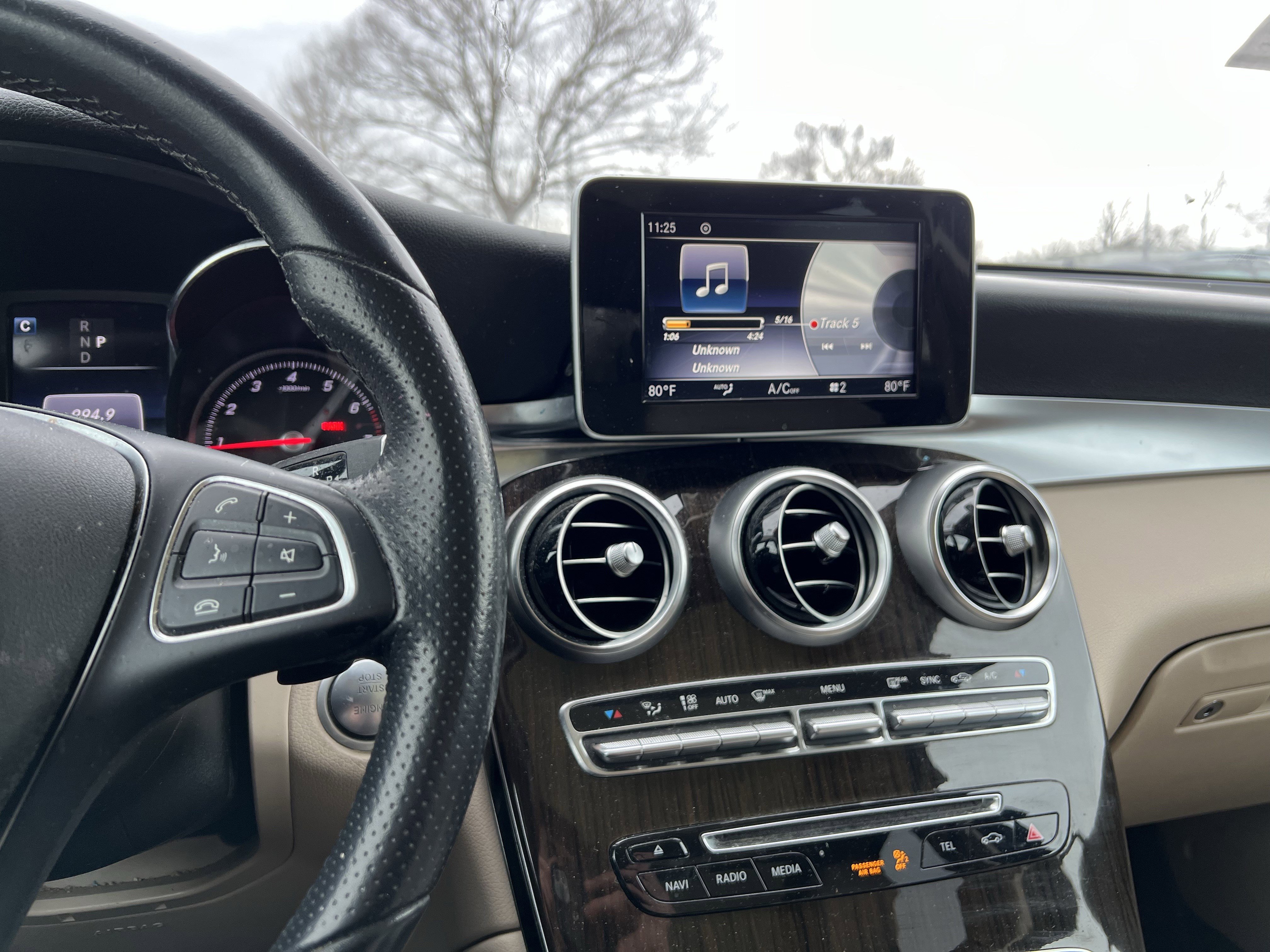Certified 2018 Mercedes-Benz GLC 300 4MATIC image 18