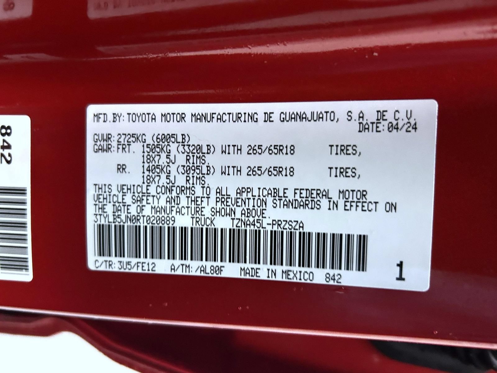 Used 2024 Toyota Tacoma TRD Sport AWD/4WD image 25