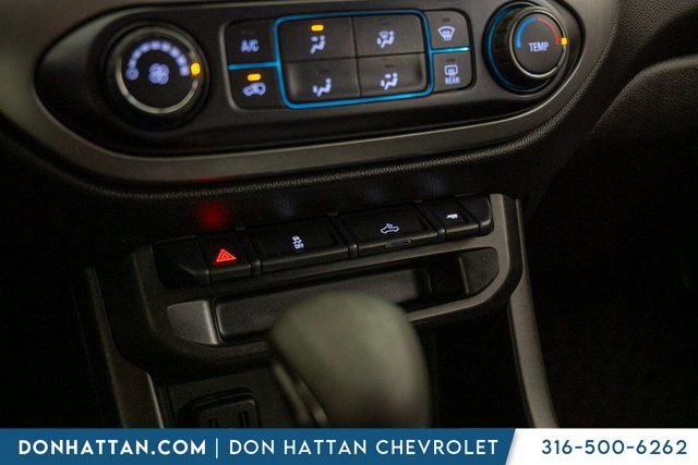 Used 2022 Chevrolet Colorado LT w/ LT Convenience Package image 11