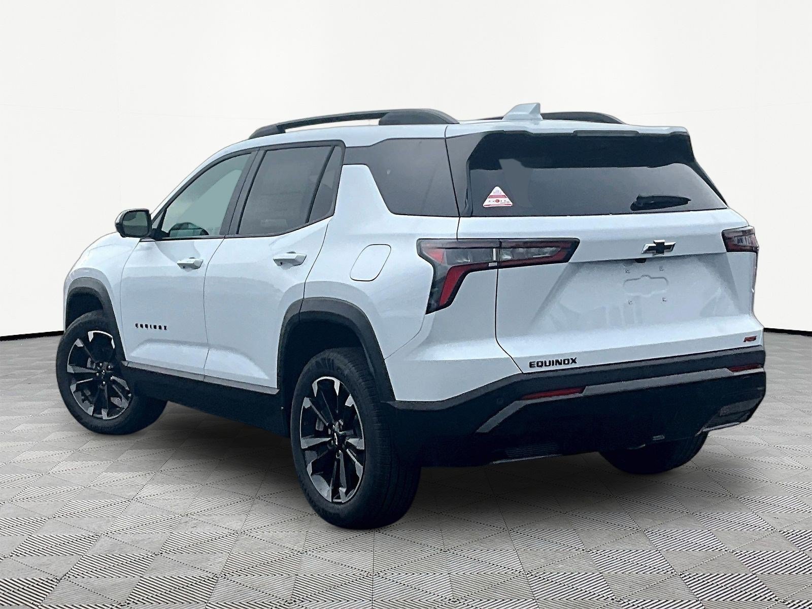 New 2027 Chevrolet Equinox RS w/ Safety and Technology Package FWD image 4