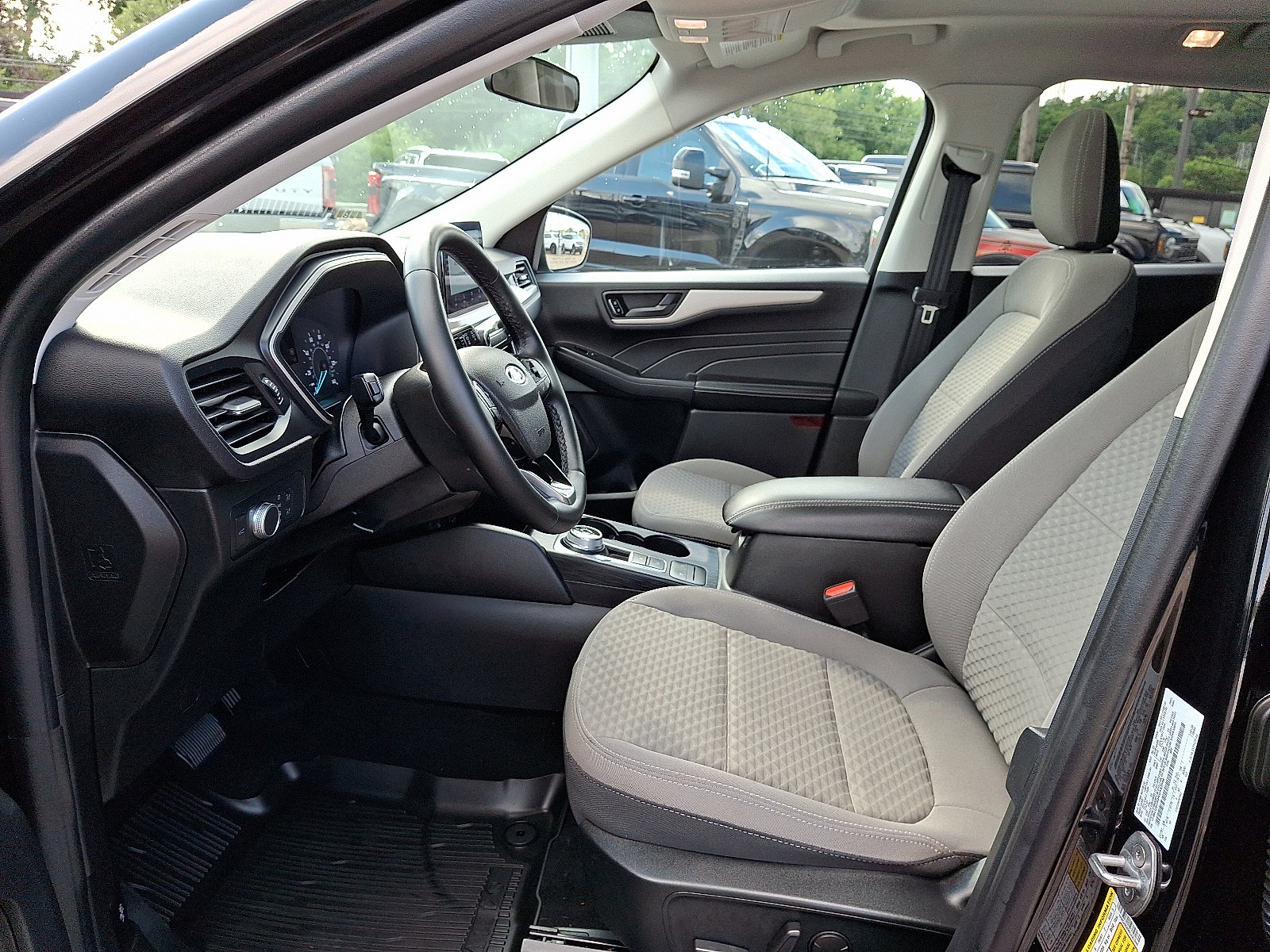 Used 2022 Ford Escape SE w/ Convenience Package AWD/4WD image 13