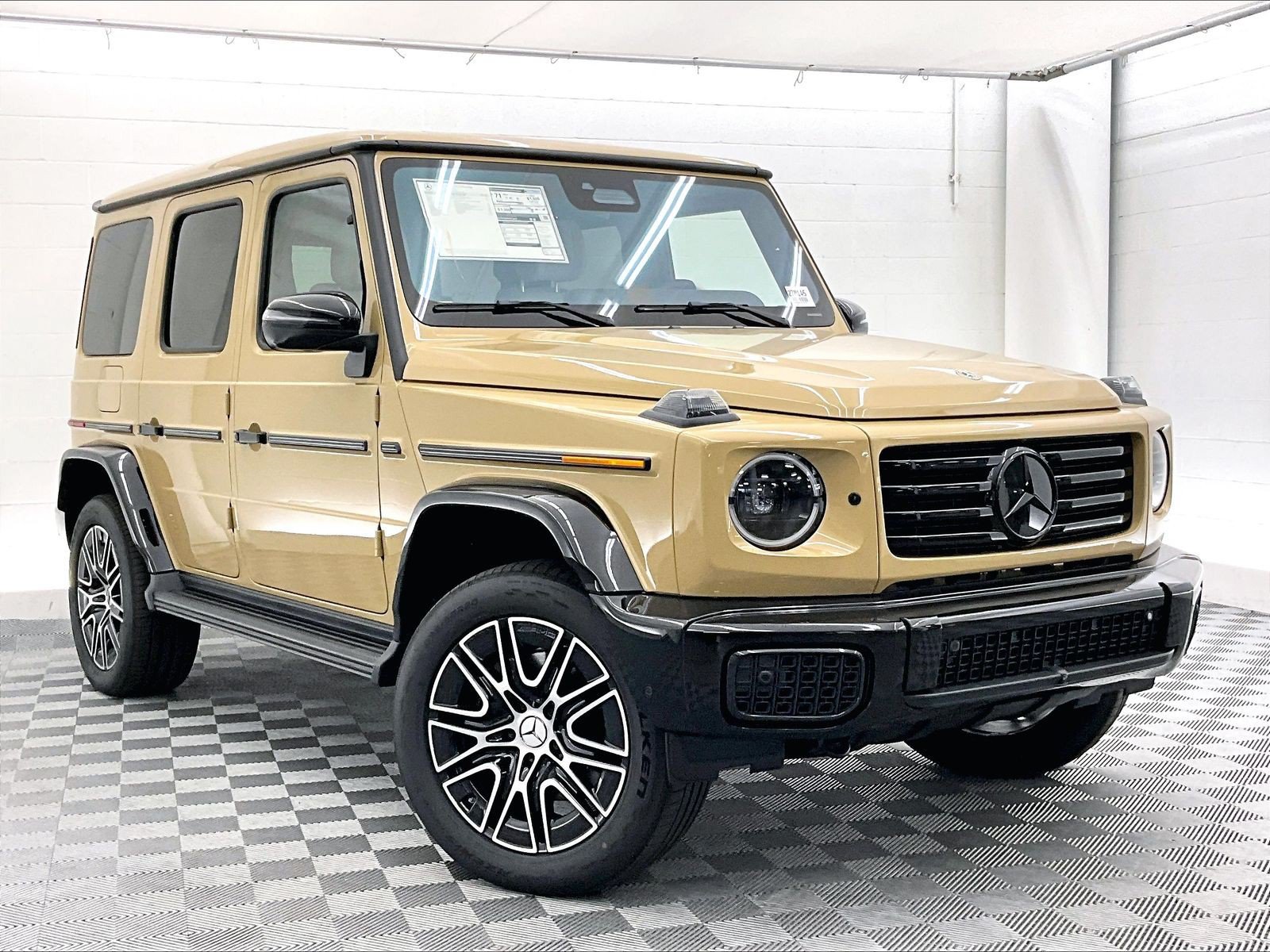 New 2027 Mercedes-Benz G 580 e image 16