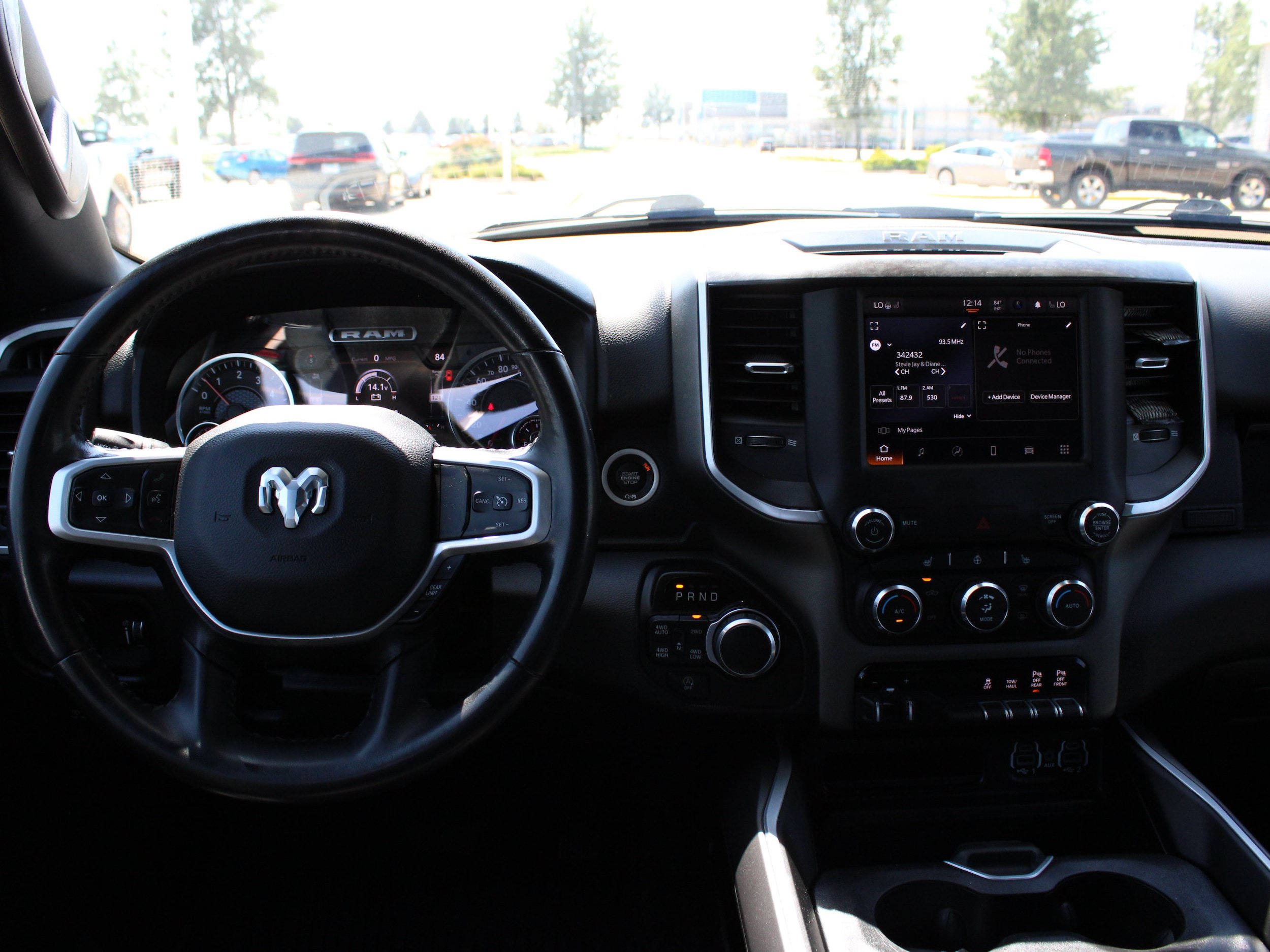 Used 2022 RAM 1500 Big Horn AWD/4WD image 19
