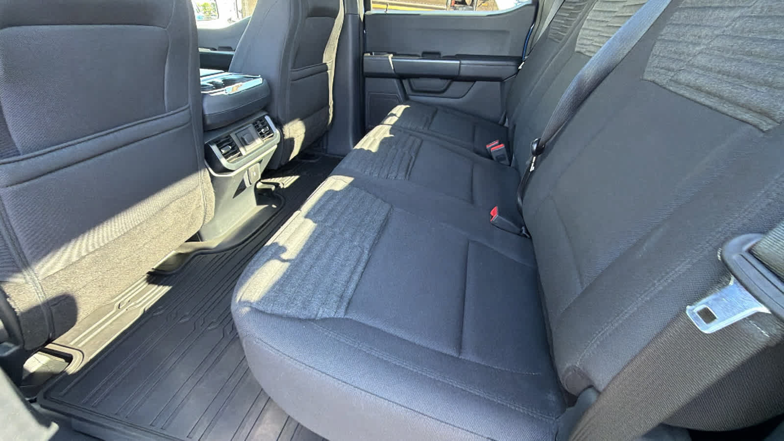 Used 2022 Ford F150 XL w/ STX Black Appearance Package AWD/4WD image 24
