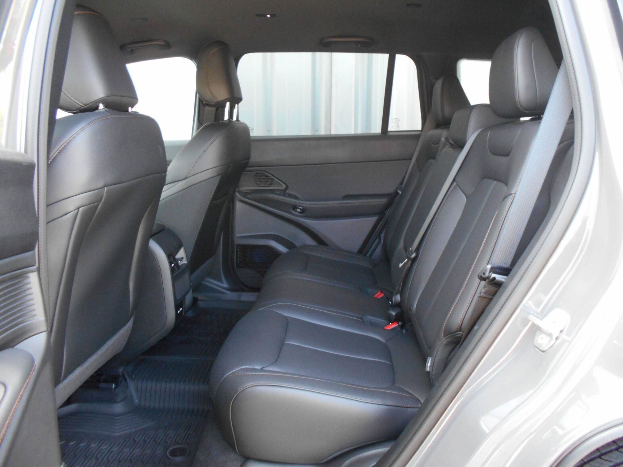 New 2026 Jeep Cherokee Limited AWD/4WD image 7
