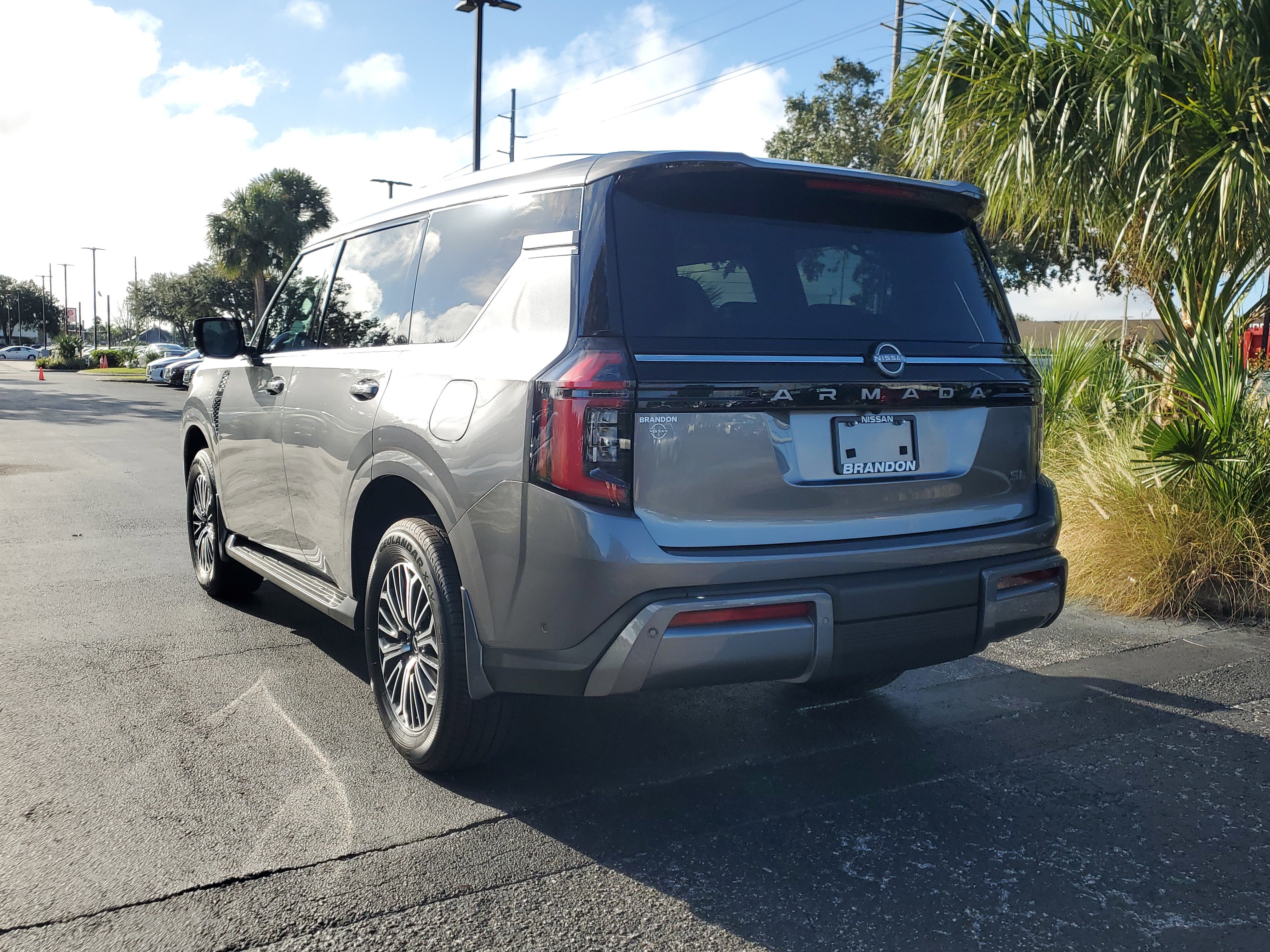 New 2026 Nissan Armada SL image 5