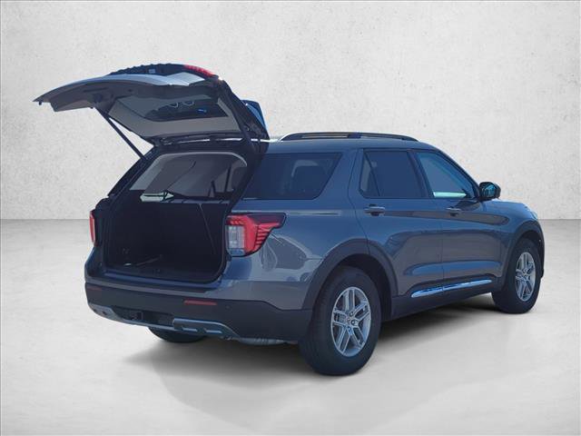 New 2025 Ford Explorer Active w/ Active Comfort Package image 2