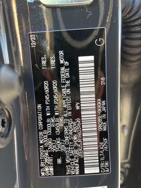 Used 2024 Toyota 4Runner Limited image 22