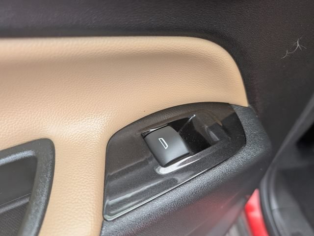 Used 2023 Chevrolet Equinox Premier AWD/4WD image 12