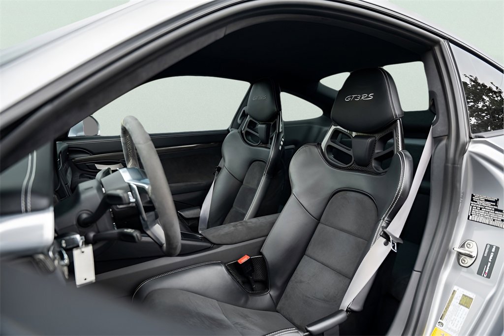 Used 2016 Porsche 911 GT3 RS image 36