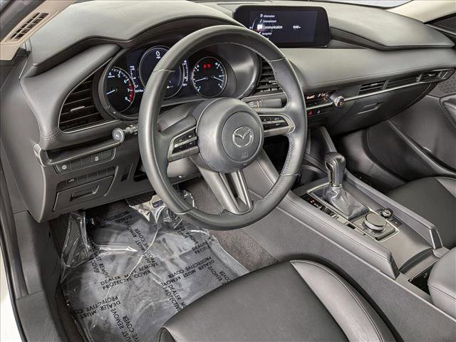 Used 2020 MAZDA MAZDA3 Sedan w/ Select Package image 4