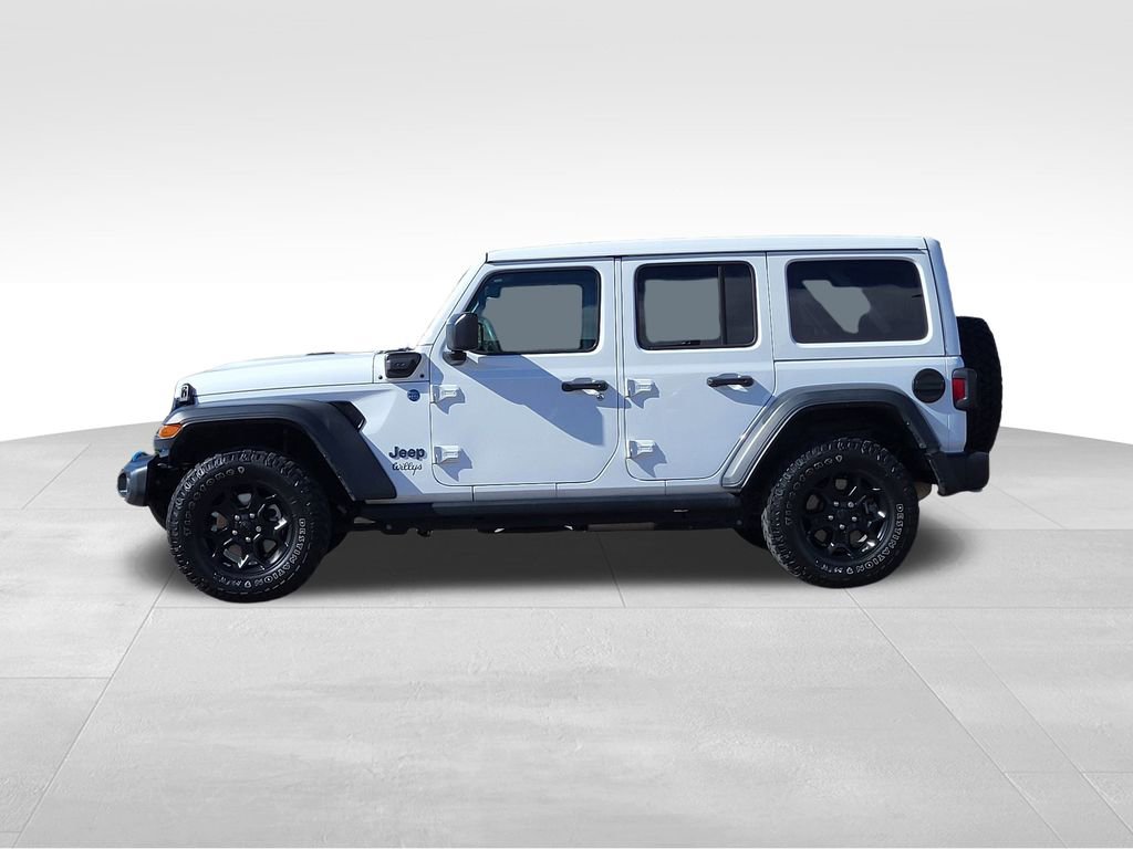 Used 2023 Jeep Wrangler Unlimited w/ Sun & Screen Package image 4