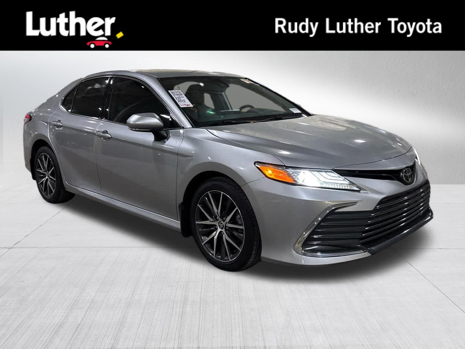Used 2023 Toyota Camry XLE w/ Cold Weather Package