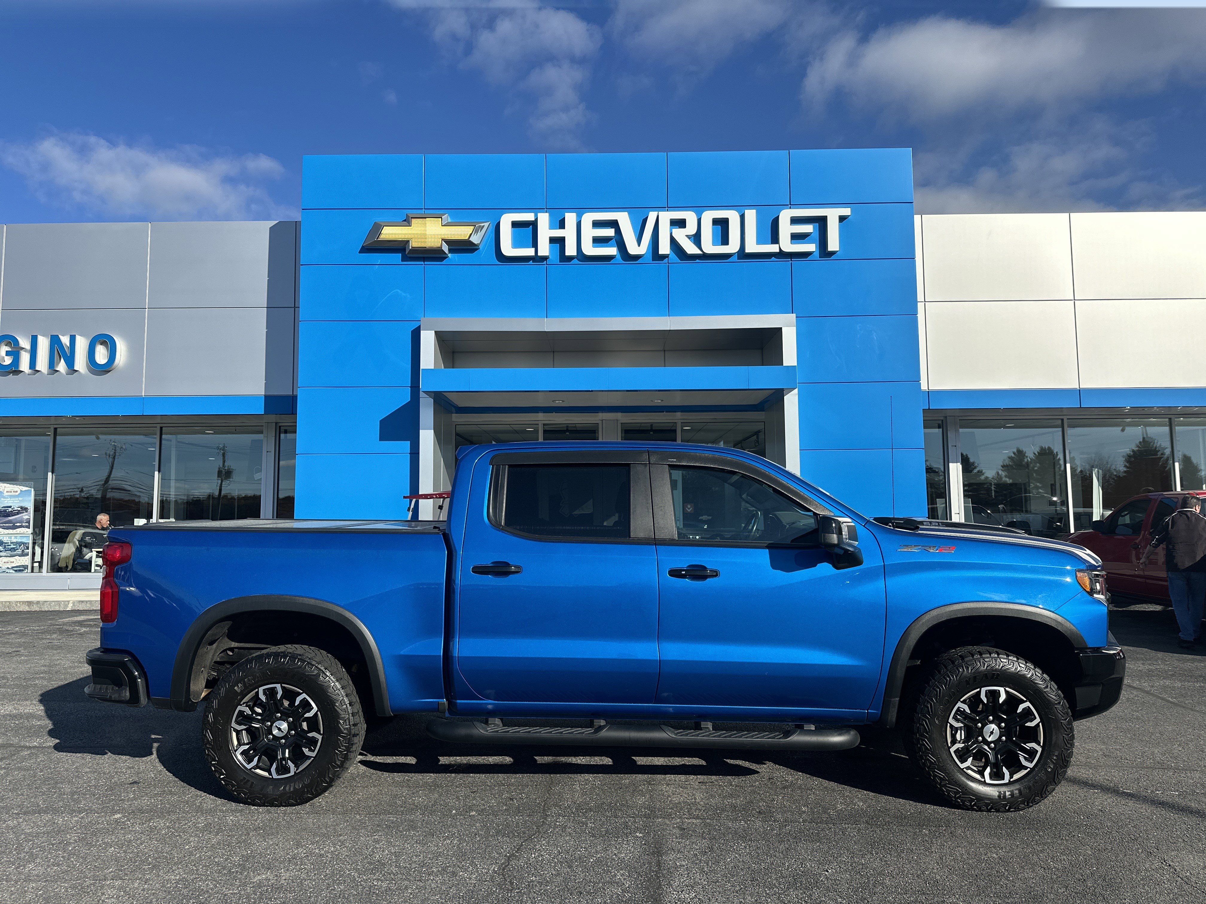 Certified 2022 Chevrolet Silverado 1500 ZR2 image 1