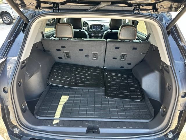 Used 2024 GMC Terrain AT4 w/ Infotainment Package II AWD/4WD image 40