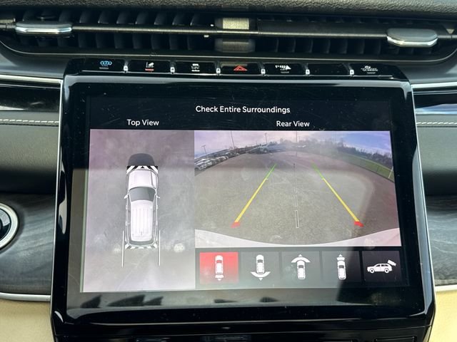 Used 2023 Jeep Grand Cherokee 4WD 4xe w/ Luxury Tech Group II image 31
