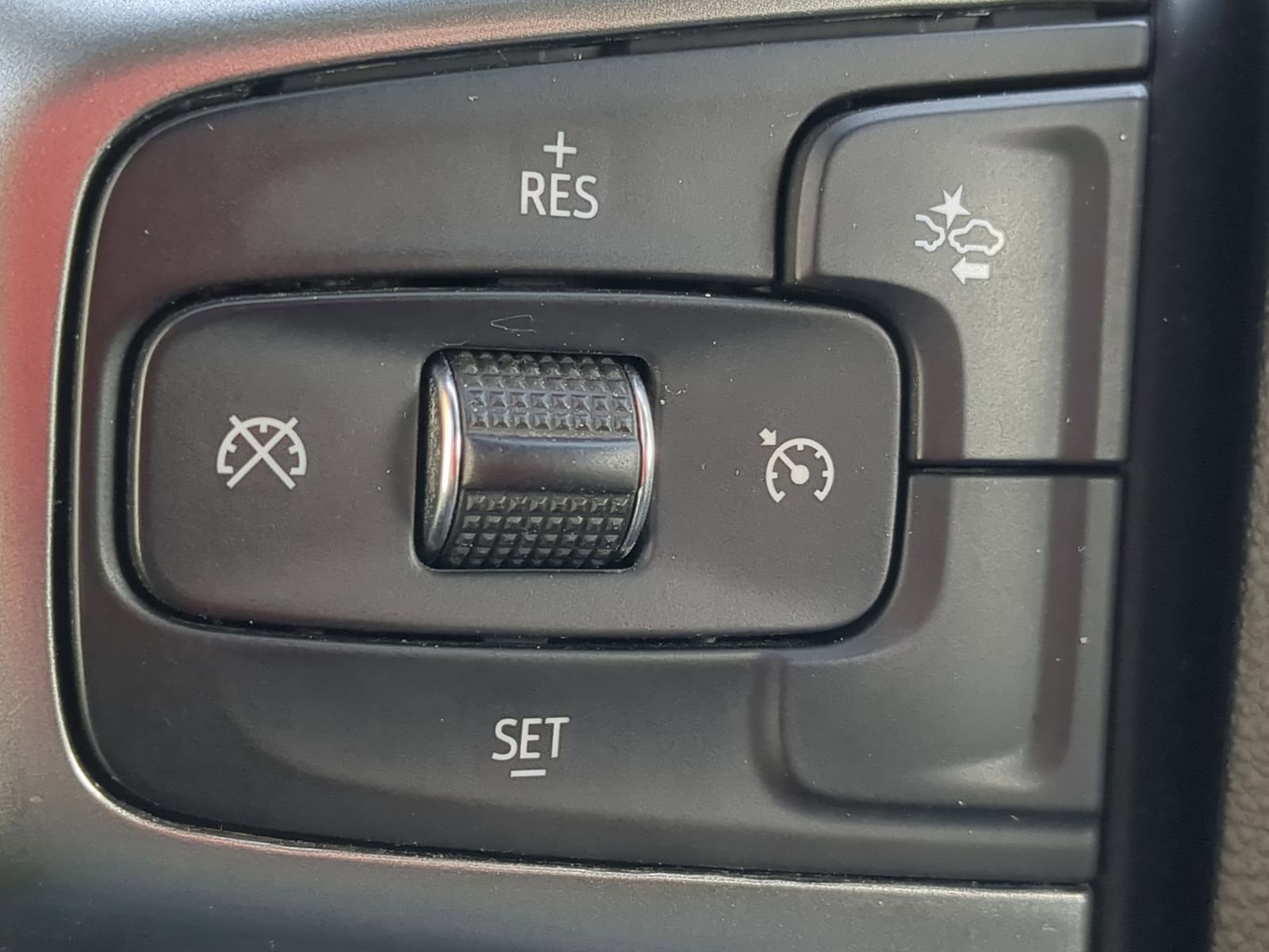 Used 2021 Chevrolet Tahoe Z71 image 13