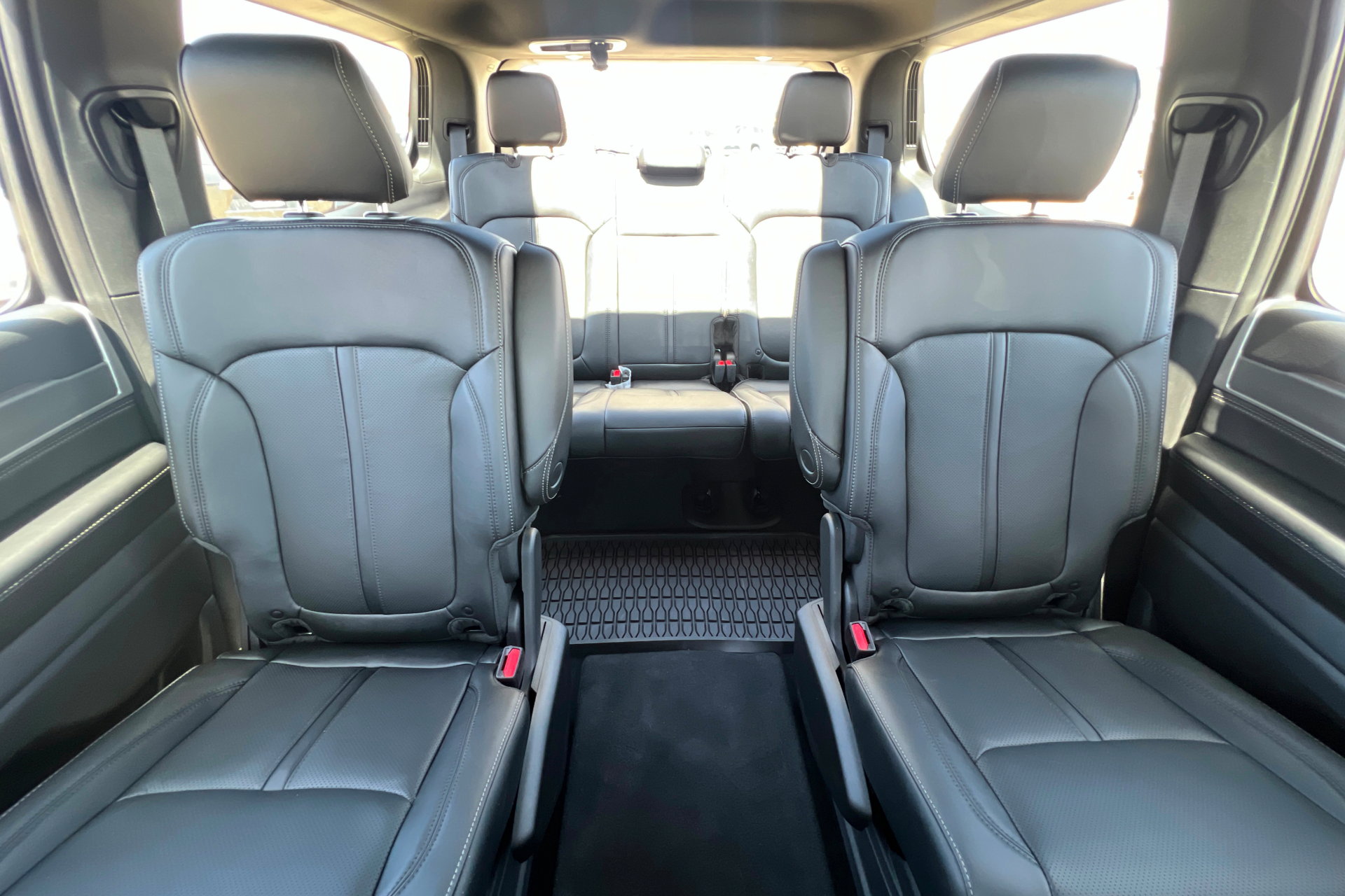 New 2026 Jeep Grand Wagoneer 4WD image 26