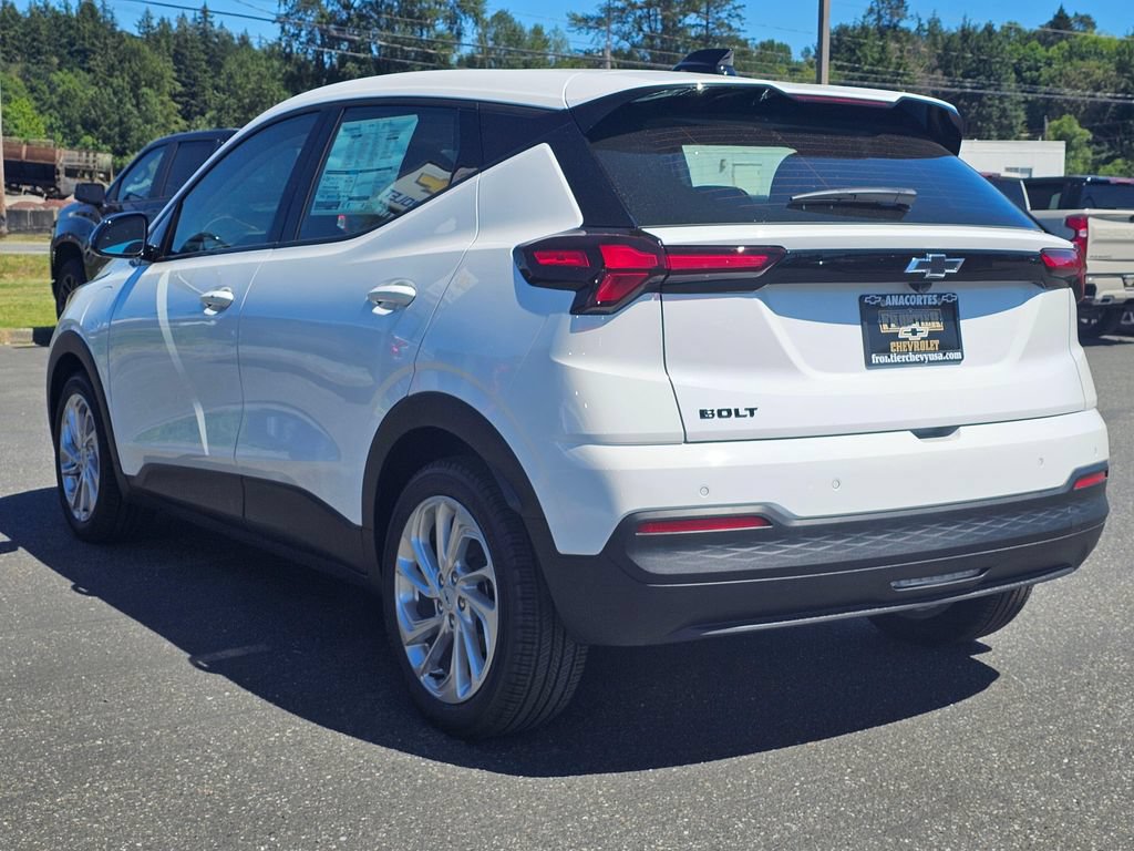 New 2027 Chevrolet Bolt LT FWD image 5