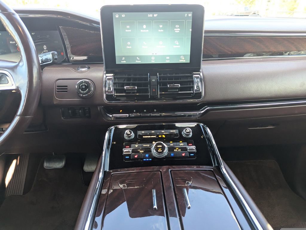 Used 2021 Lincoln Navigator Black Label image 13